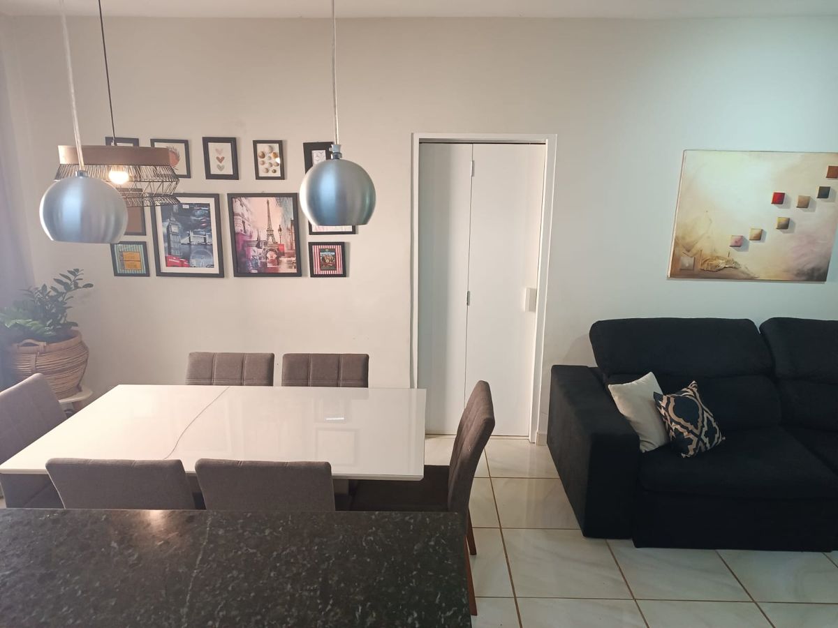Sala de estar e sala de jantar integradas